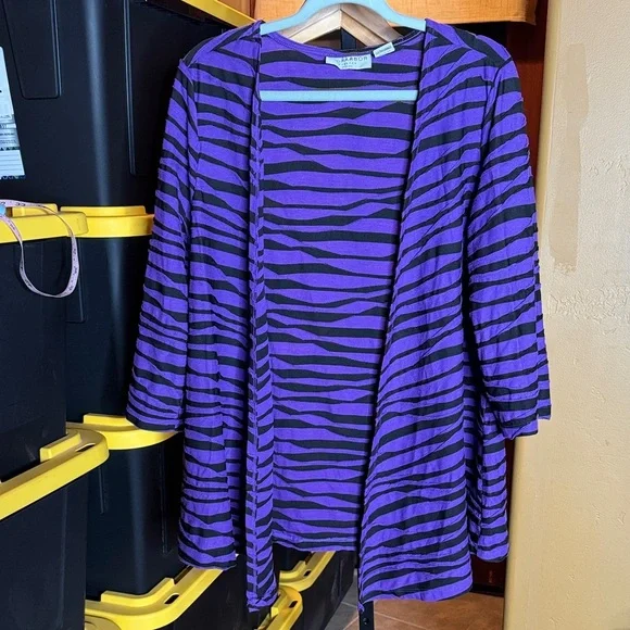 Vintage Sag Harbor Purple and Black Textured Embroidered Cardigan Blazer Size 1X - Picture 2 of 9